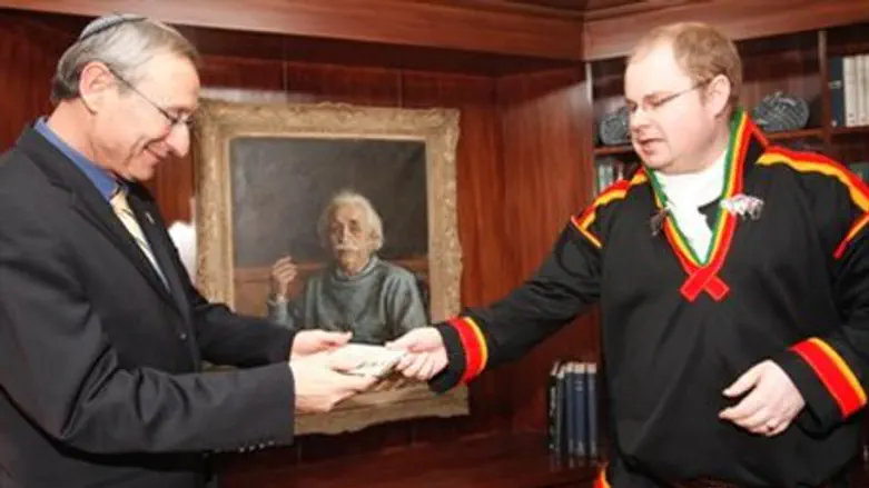 Ben-Sasson and Johansen