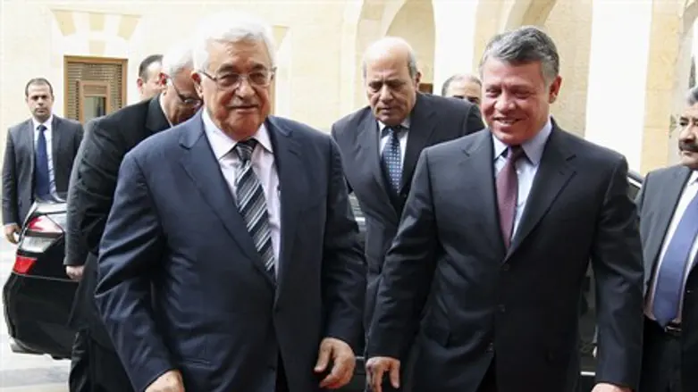 Jordan's King Abdullah and PA Chairman Mahmou