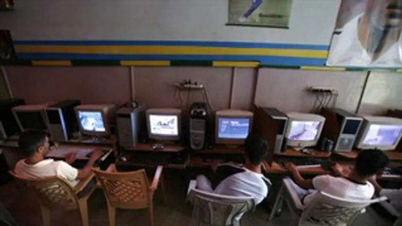 "שגרירות" וירטואלית. אילוסטרציה