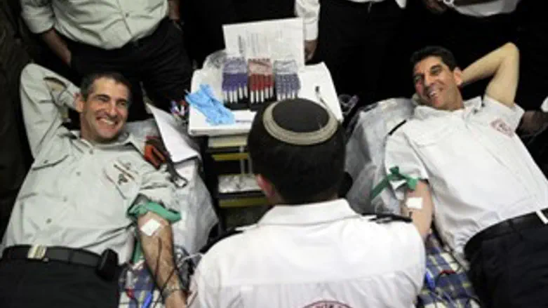 לא תורמים דם. ארכיון