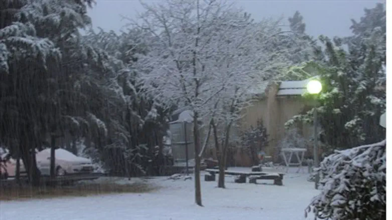 Snow on Kibbutz Ortal in the Golan