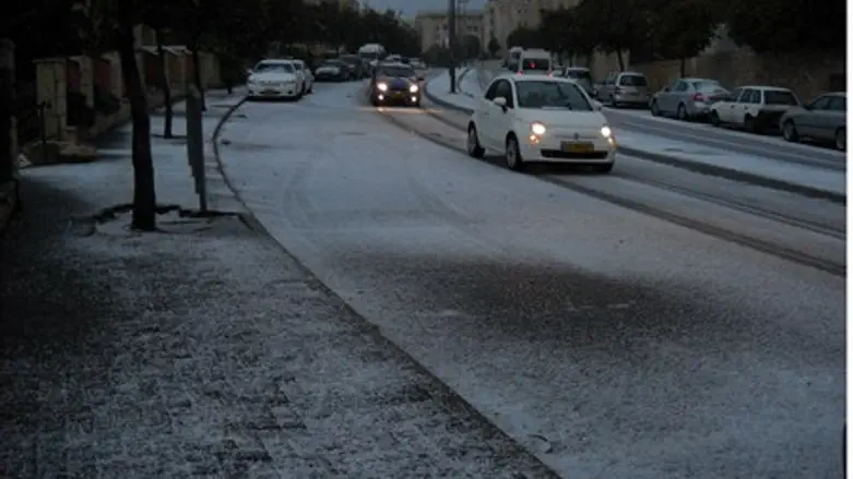Snowy road in Jerusalem