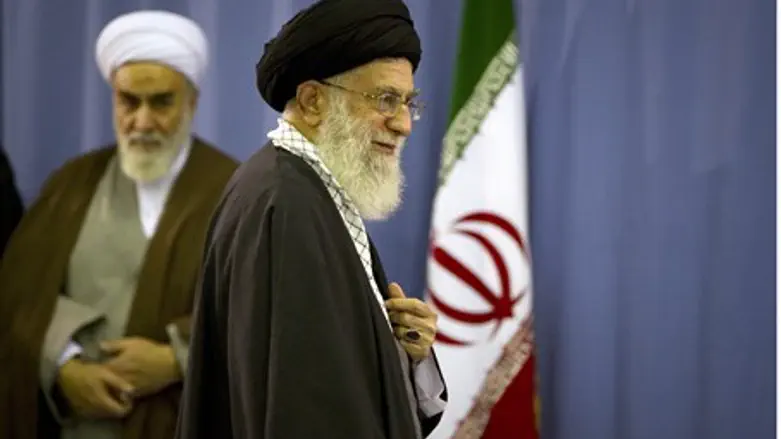 Khameini Votes