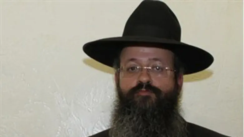 הרב יצחק בצרי