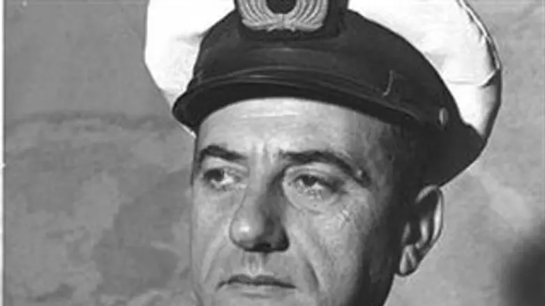 טנקוס כמפקד חיל הים