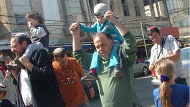 שמחים בשכונת הדר