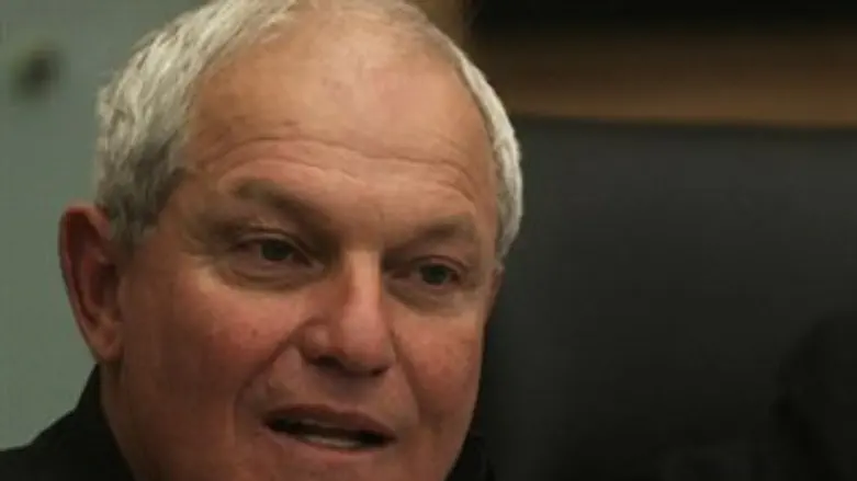 הועדה השיאנית. כץ