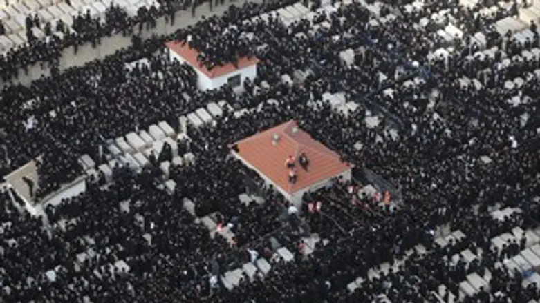 הלויית האדמו"ר מויז'ניץ