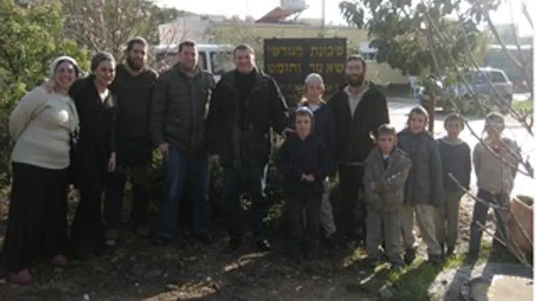 עוד נשוב. אדלשטיין