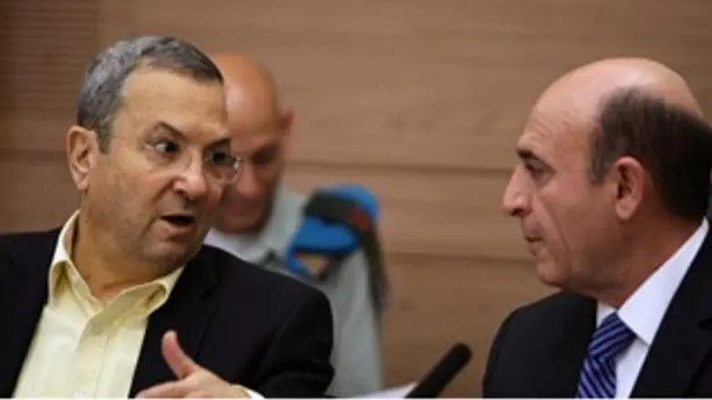 ברק בועדת חוץ וביטחון. ארכיון