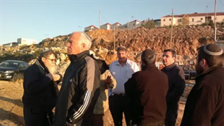 מסיירים באריאל. כצל'ה ואריאל