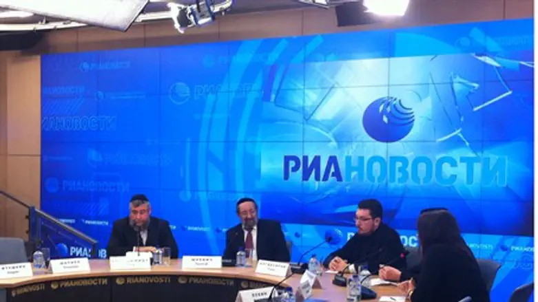 «Жить вместе или жить рядом?»