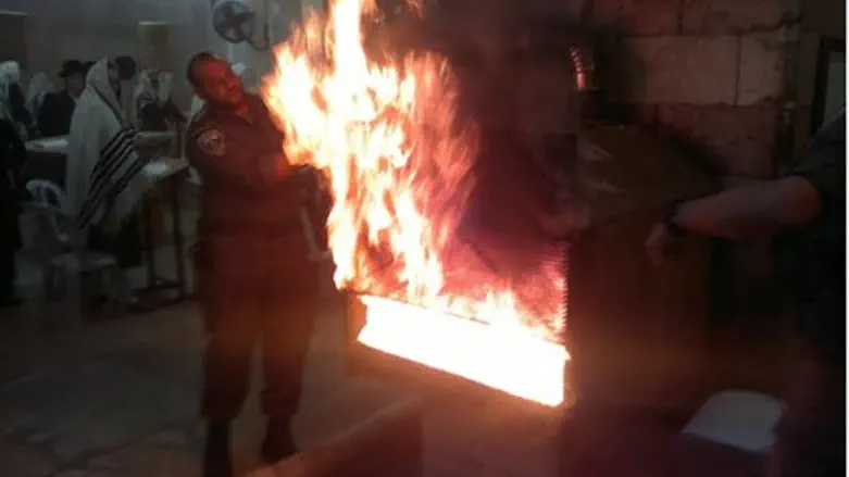 Пожар в Пещере Патриархов