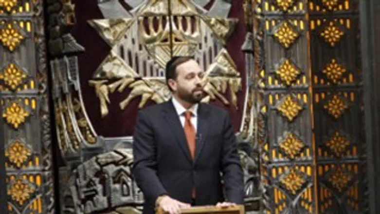 אריאל אטיאס