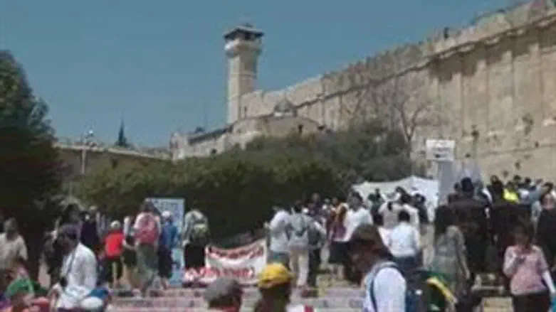 אלפים הביעו הזדהות עם בית המכפלה