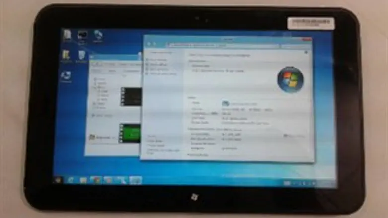 טאבלט קונספט שמבוסס על מעבד Clover Trail