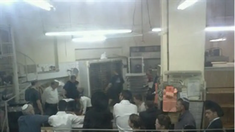 ממתינים ללחם