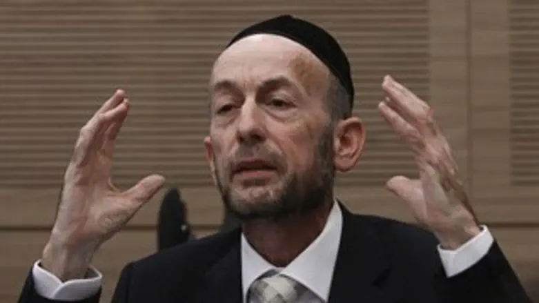 באופוזיציה. אורי מקלב