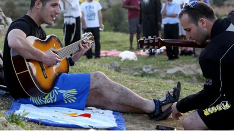 Jewish teens in Jerusalem