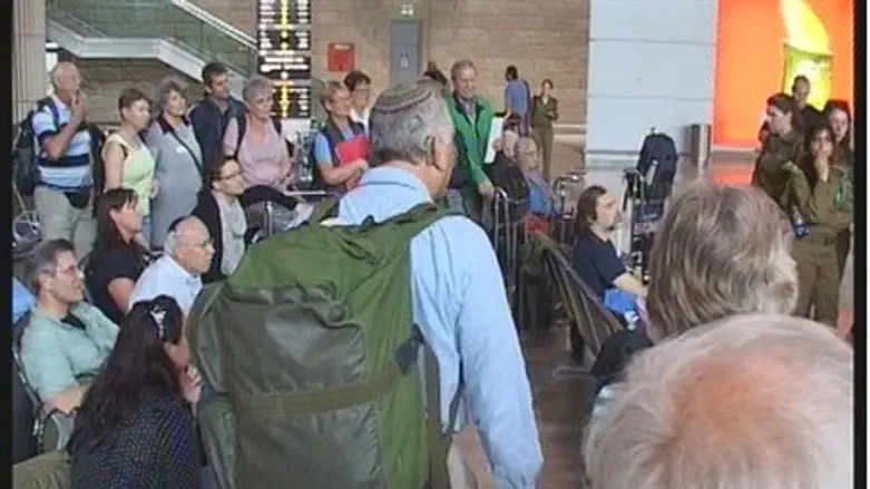 Sar-El volunteers arrive in Israel