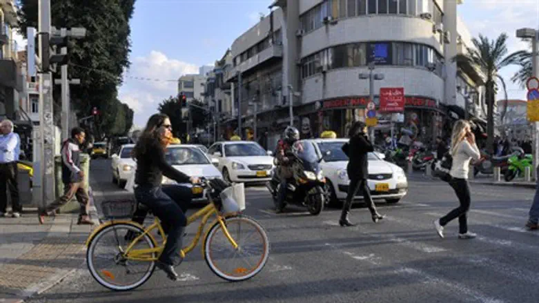 תל אביב
