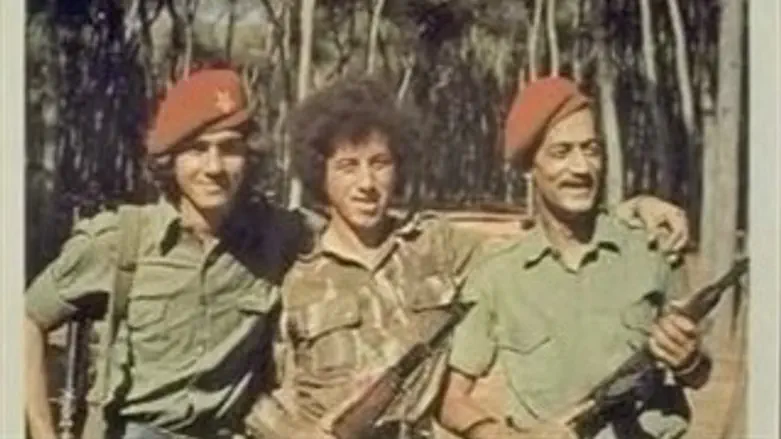 כבוד למחבלי החזית העממית