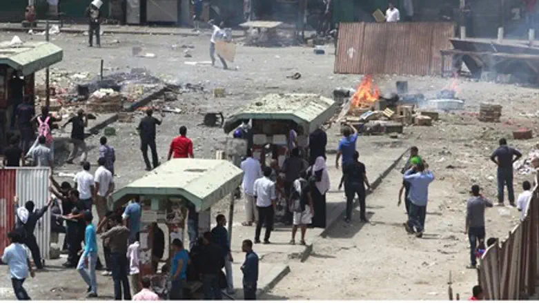 Cairo Clashes 05.02.12