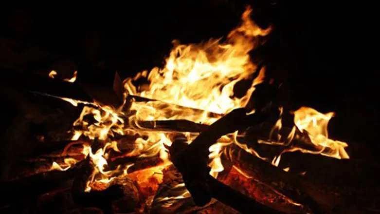 Lag B'Omer bonfire