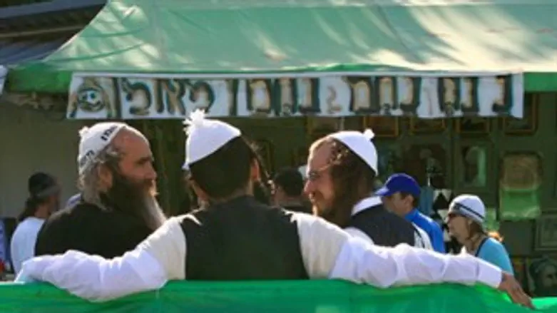 חסידי ברסלב במירון