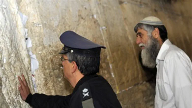 Maj. Gen. Eshel at Kotel