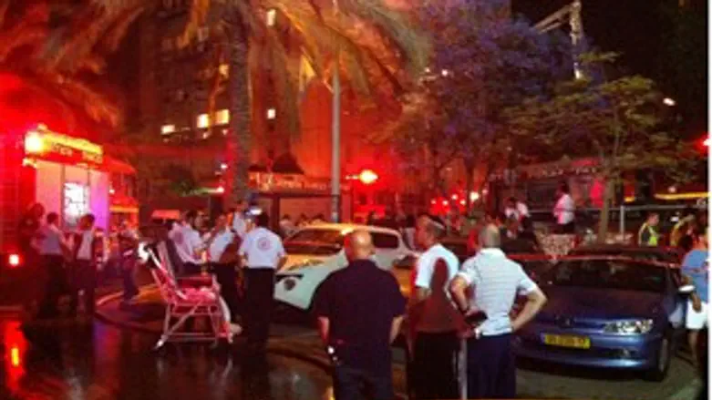 השריפה בגני תקוה. הערב