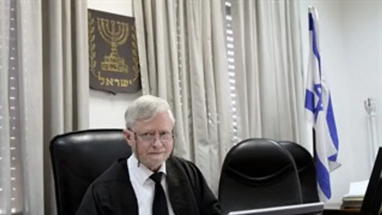 השופט יוסף שפירא