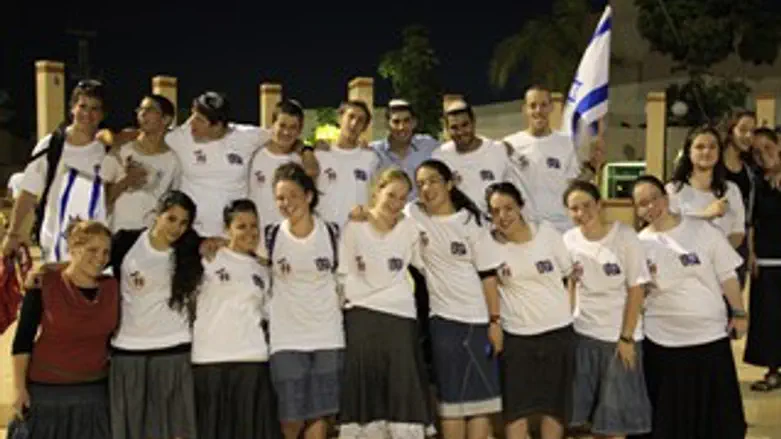 חברי ההנהגה הצעירה של האיחוד הלאומי באופקים