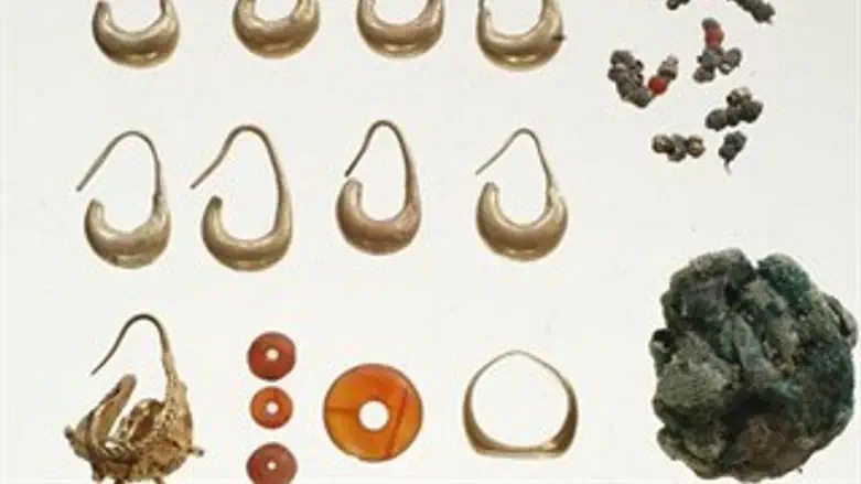 תכשיטי המטמון