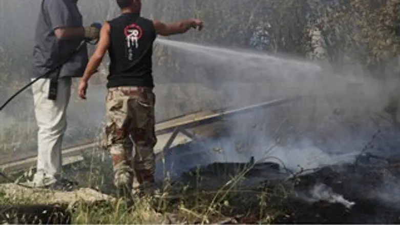 כיבוי שריפה כבאי אש