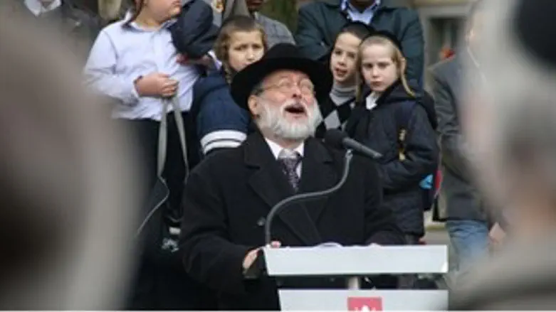 העצרת אנטוורפן