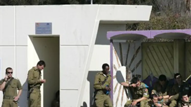 תחנת הסעה לחיילים