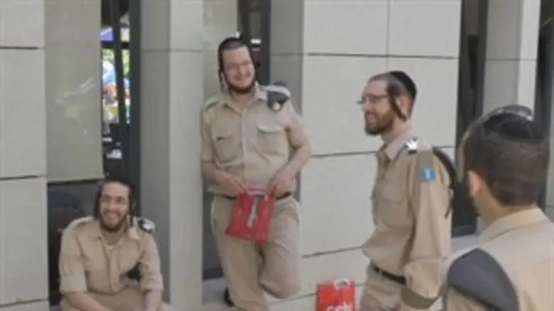 חיילי שח"ר כחול