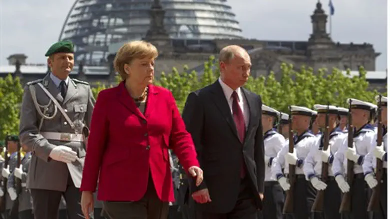 Putin with Merkel