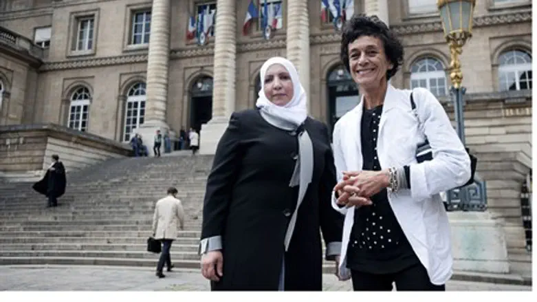 Attys Zahia Mokhtari, Isabelle Coutant-Peyre