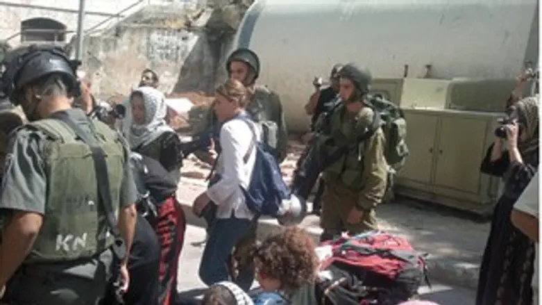 אנרכיסטים בחברון