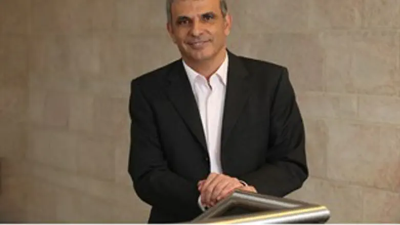 תקנות חדשות? כחלון