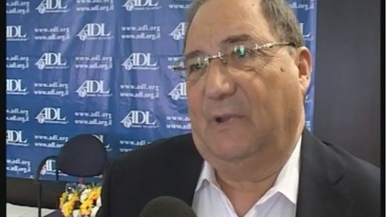ADL Dir. Abe Foxman