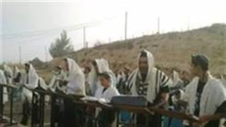 Last morning prayers at Ulpana neighborhood