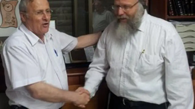 הרב יהושע שמידט ואורלב