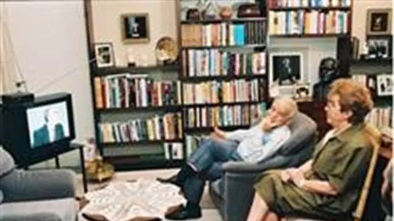 Yitzchak Shamir, at home with his wife Shulam