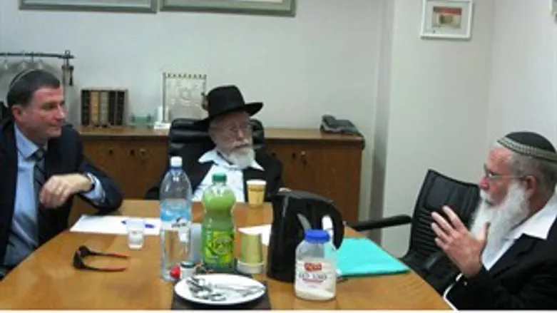 יולי אדלשטיין הרב דב ליאור הרב אליקים לבנון