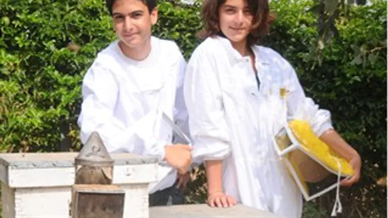 טליה אשורי ושחר חורש