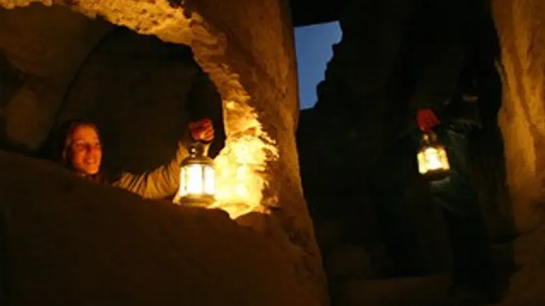 סיור עששיות