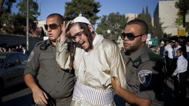 Hareidim vs. Border Police